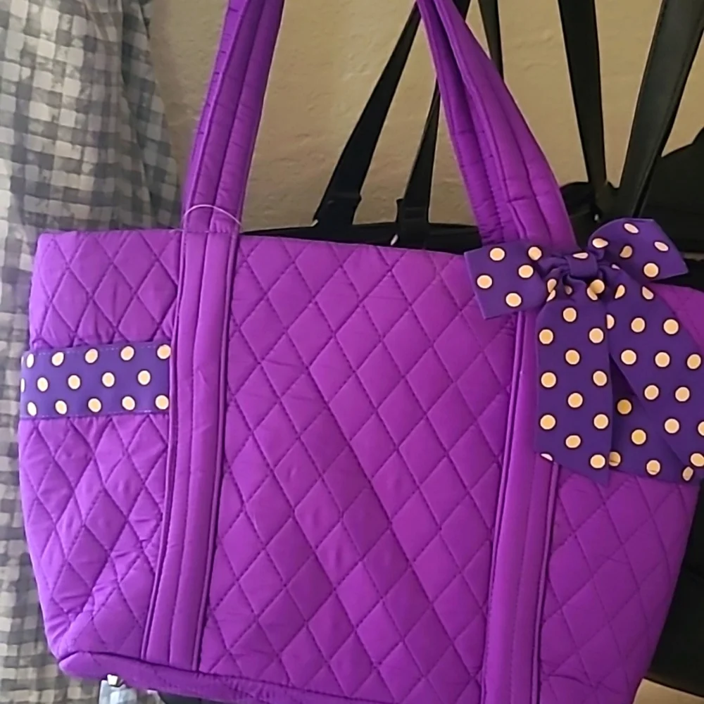 Purse - Picture 1 of 1